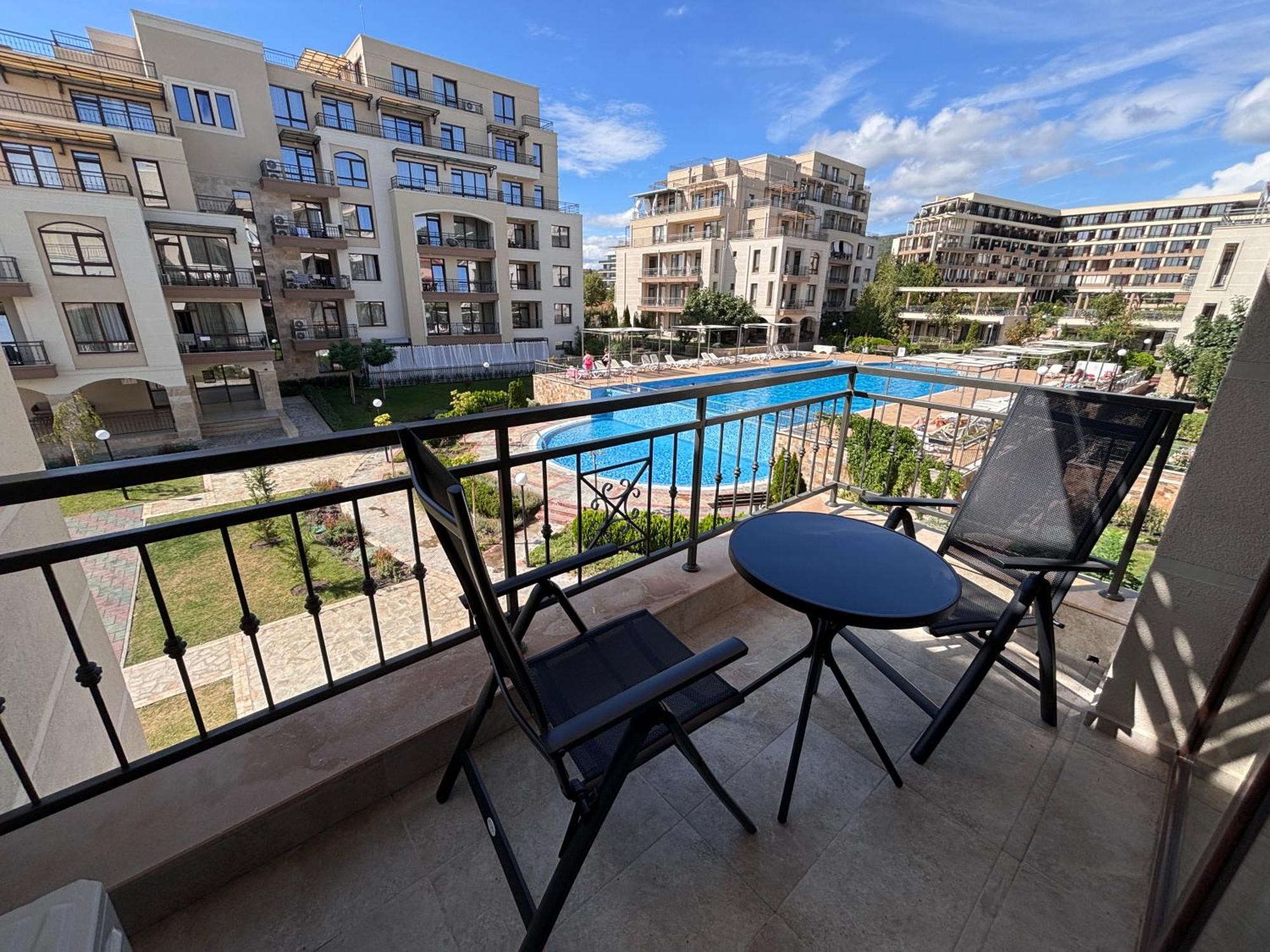 Sorrento - Menada Apartments Sveti Vlas Bagian luar foto