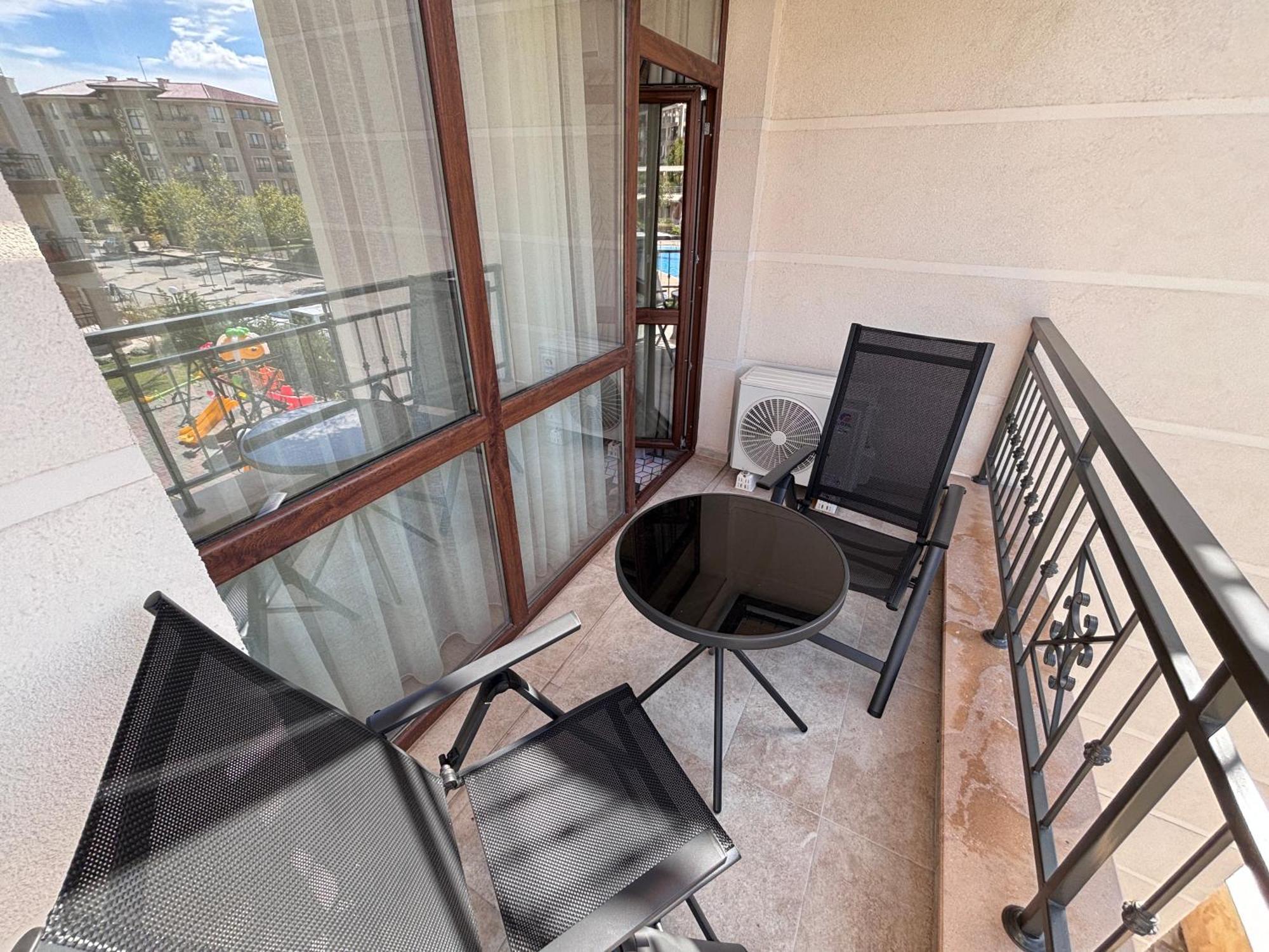 Sorrento - Menada Apartments Sveti Vlas Bagian luar foto